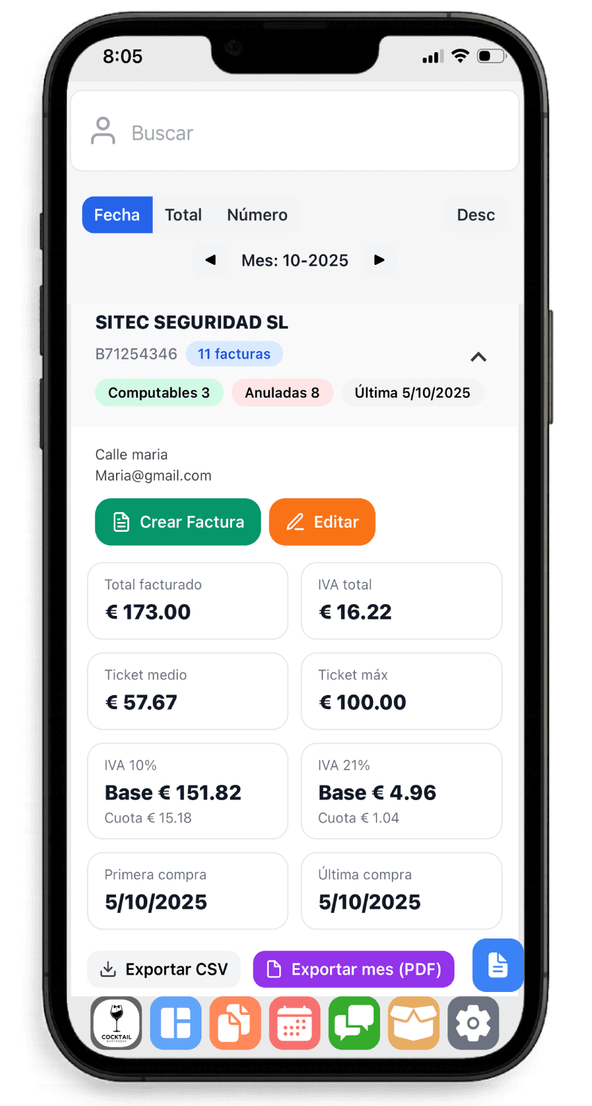 Panel de clientes con facturas agrupadas por mes y año